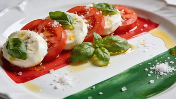 Insalata Caprese — Tomato, Mozzarella & Basil Salad