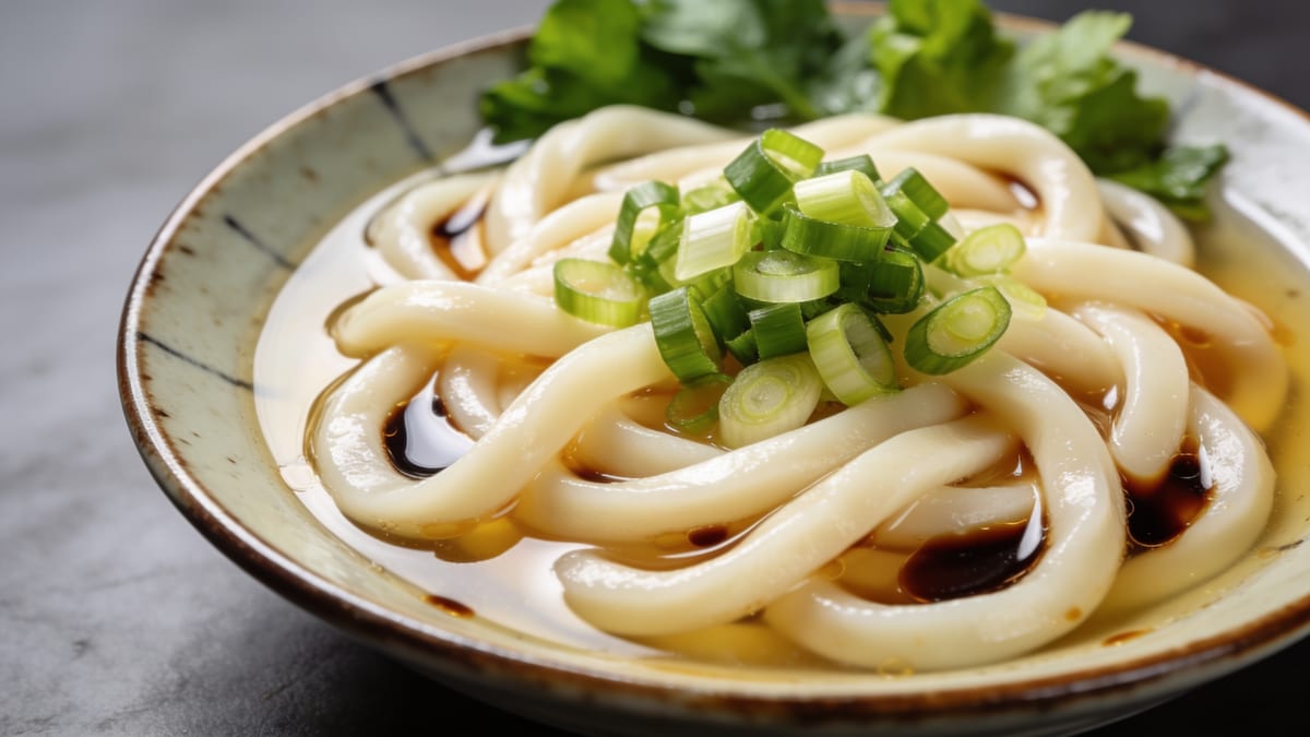 Kake Udon — Japanese Udon Noodle Soup · Japanese main course